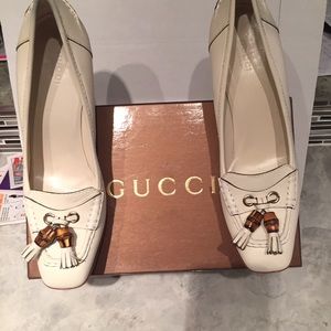 *SOLD** Gucci Bamboo Toggle Pumps